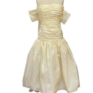 Victor Costa Couture Butter Yellow Ruched Taffeta Gown Circa 1989